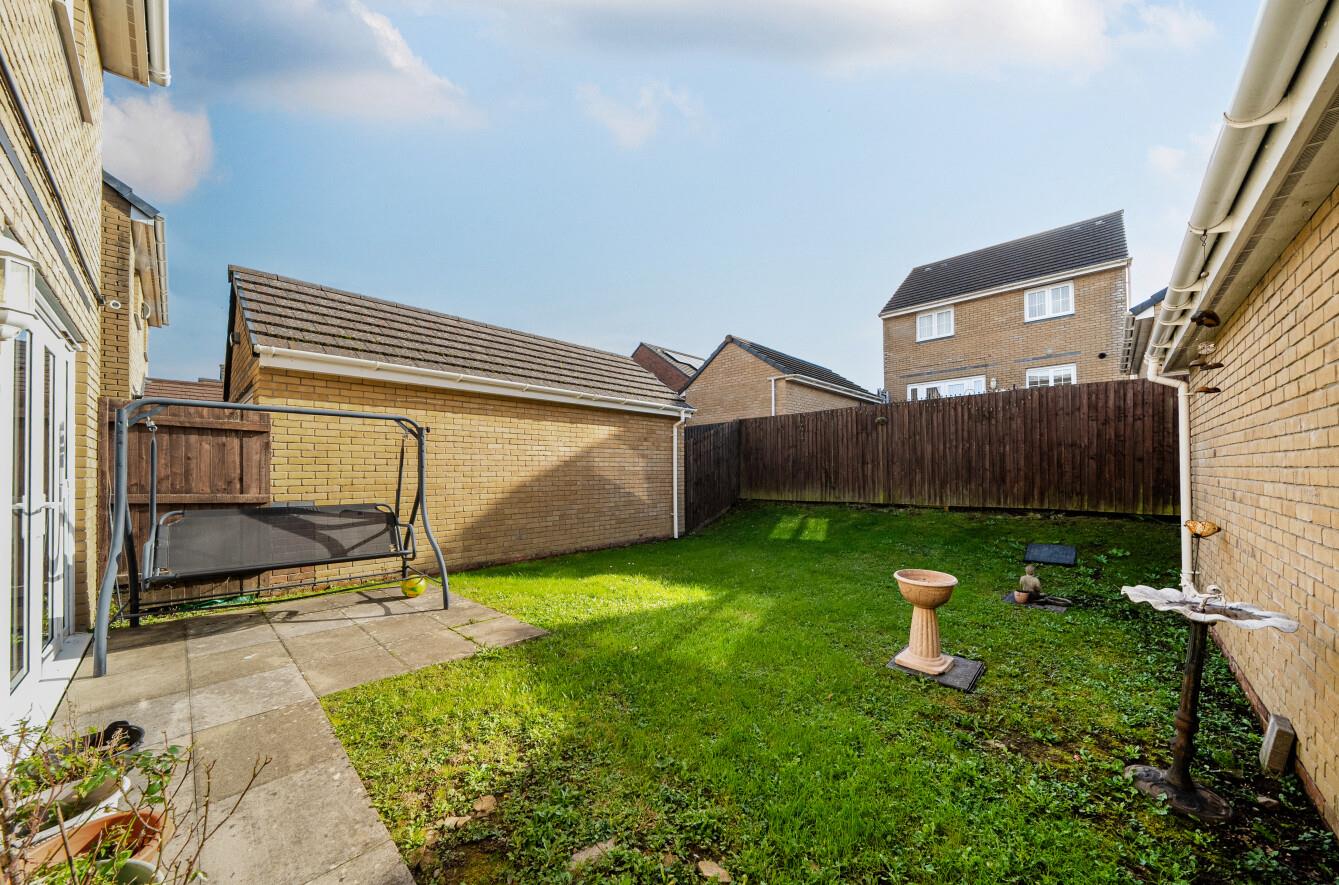 Cae Morfa, Neath, SA10 6EH